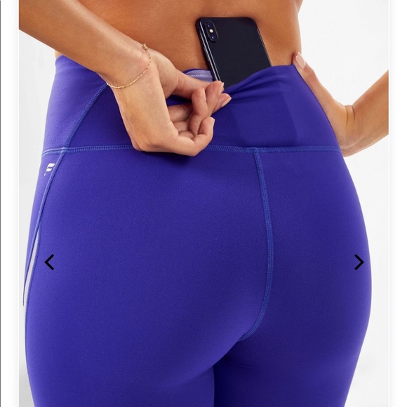 ❌ SOLD ❌ -Fabletics High-Waisted Mesh PowerHold® - Picture 3 of 7